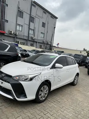 Toyota Yaris 2017 White