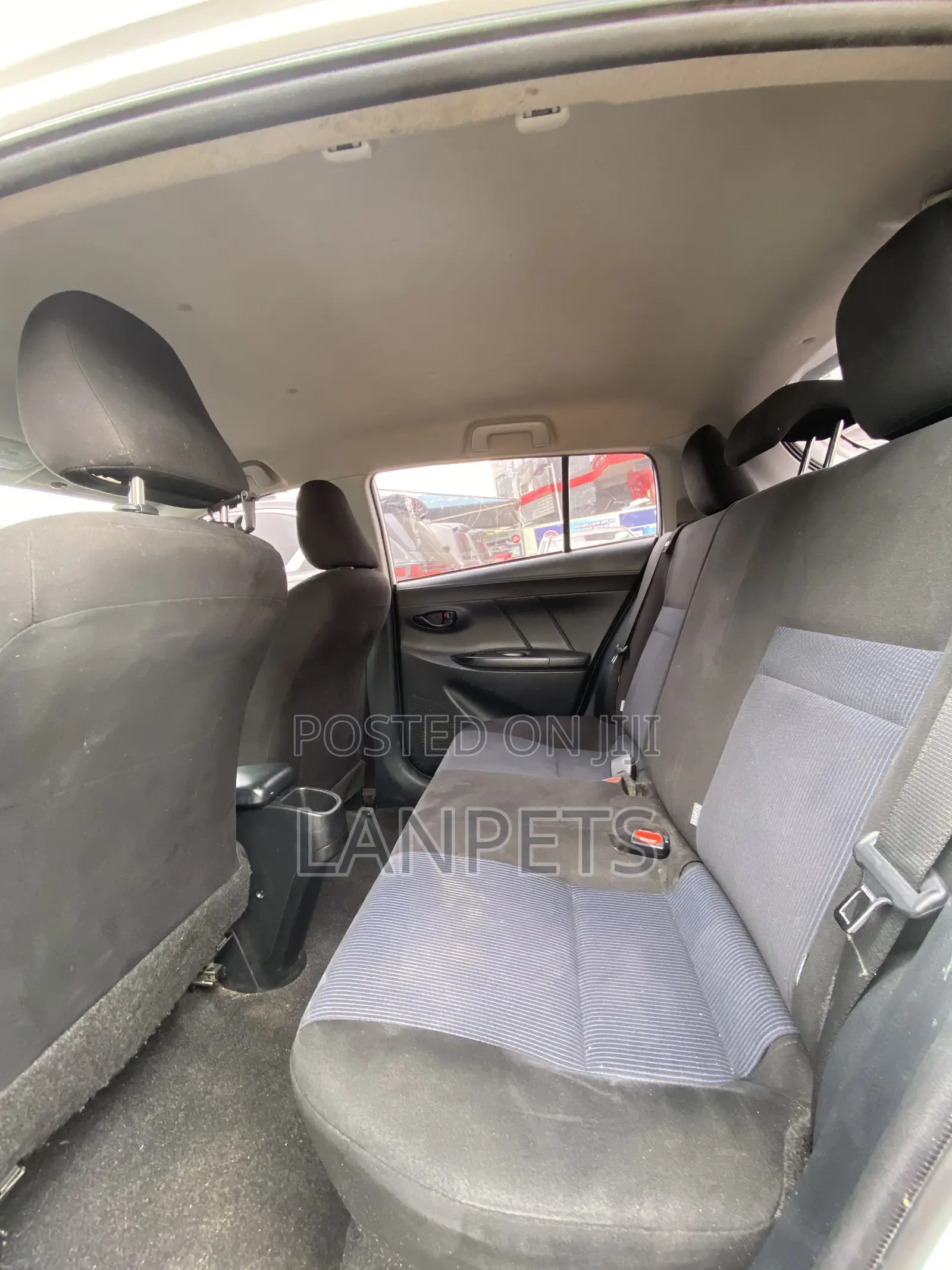 Toyota Yaris 2017 White