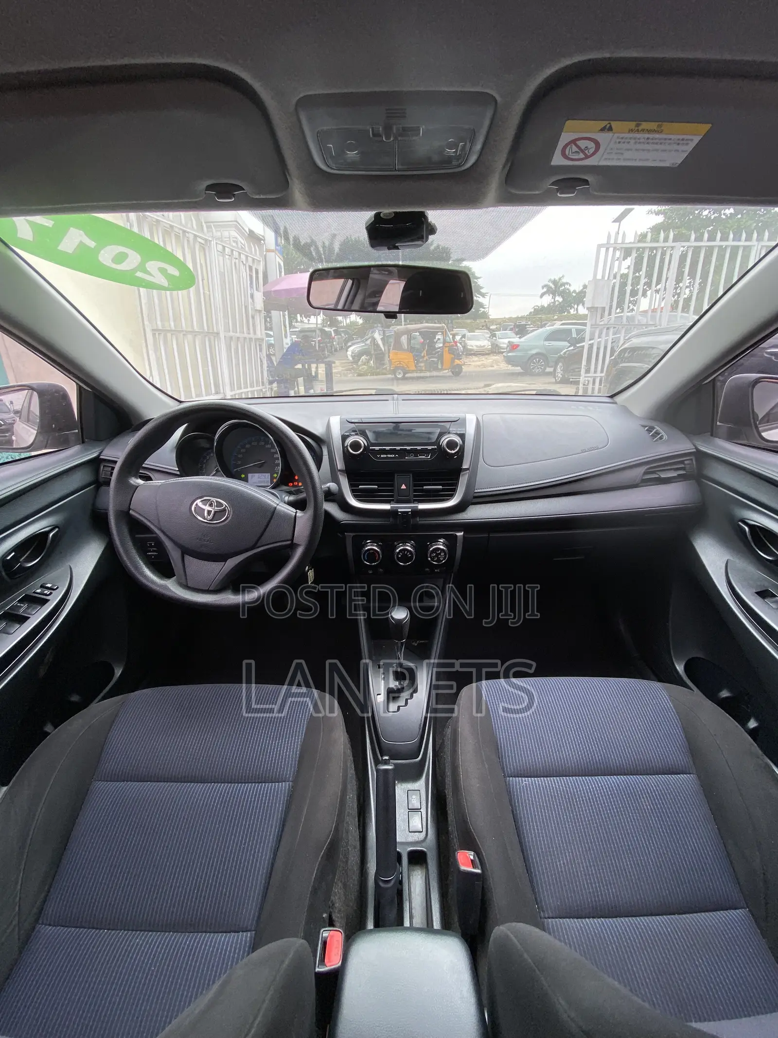 Toyota Yaris 2017 White