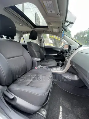 Toyota Corolla 2012 Gray