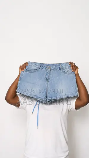 Thirft Bumshorts