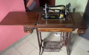 Butterfly Sewing Machine With Electric Motor/Manual