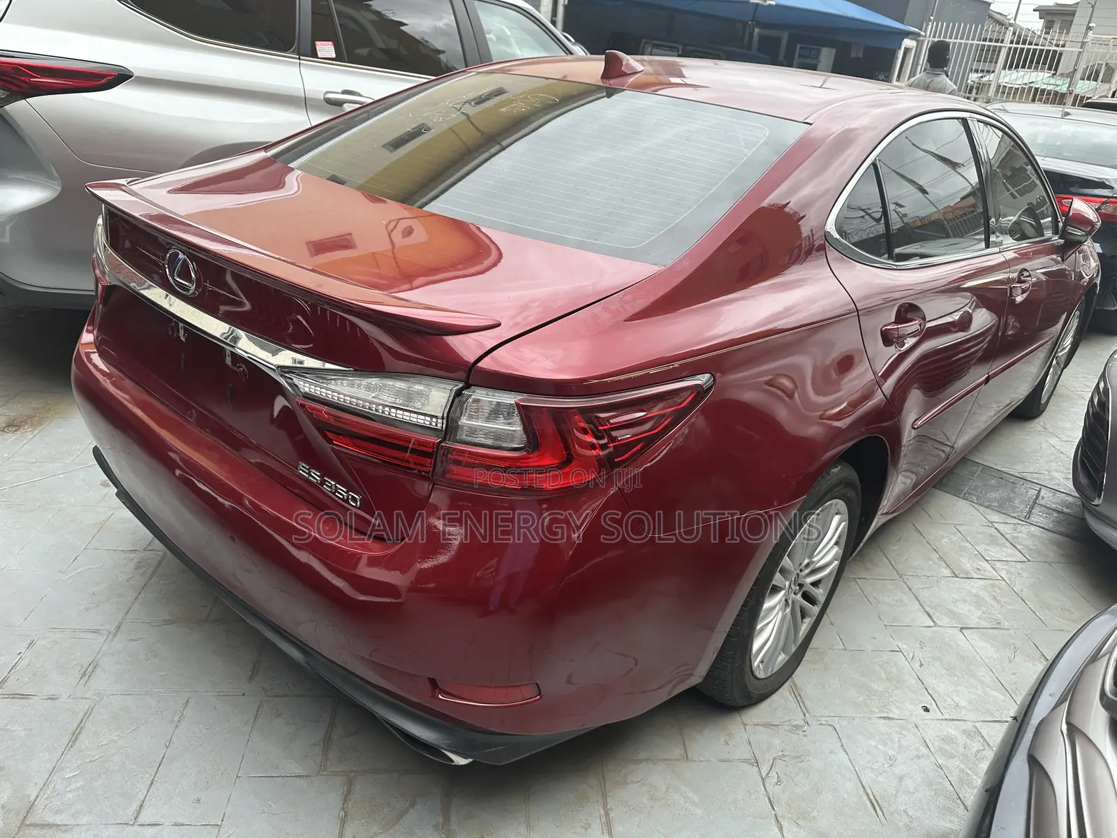 Lexus ES 2016 Red