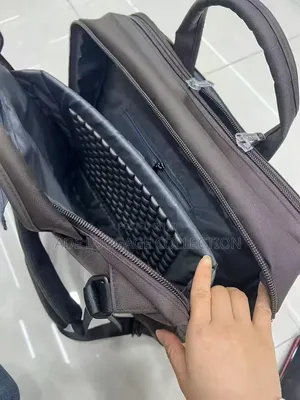 Laptopbag Back and Side
