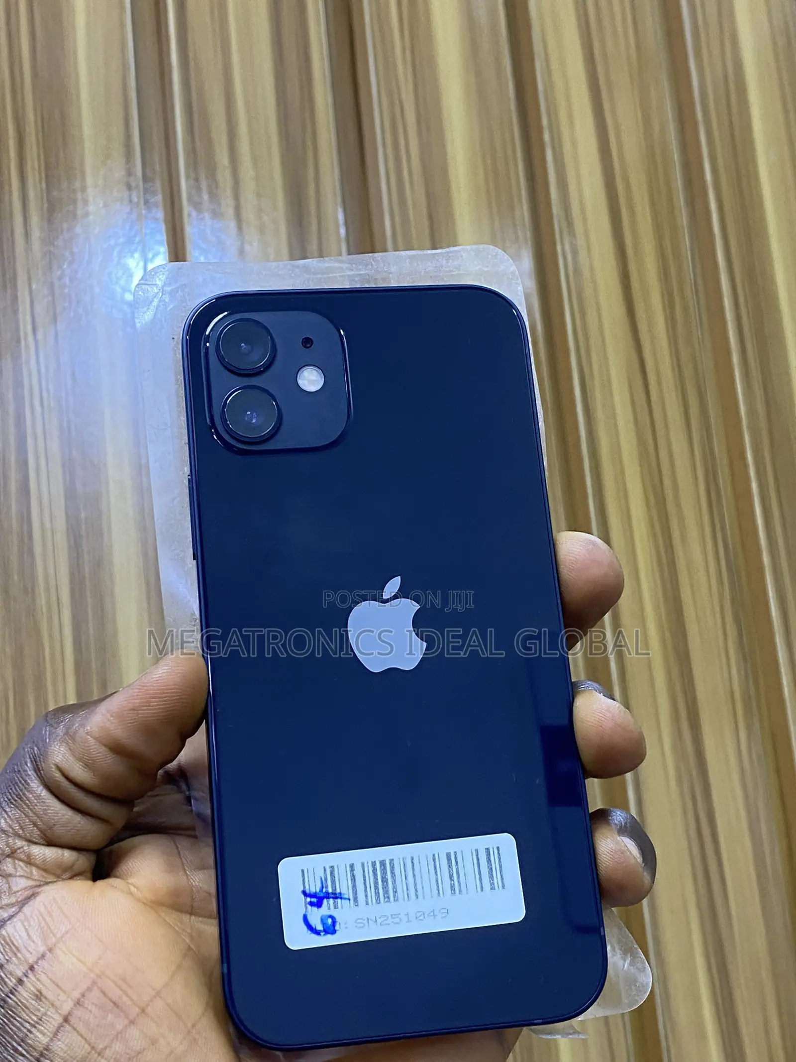 Apple iPhone 12 64 GB Black