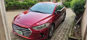 Hyundai Elantra 2016 Red