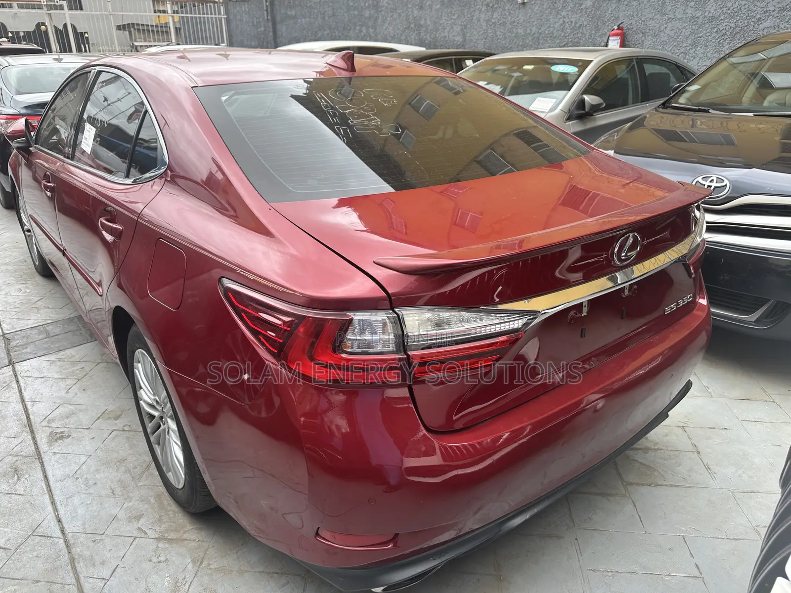 Lexus ES 2016 Red