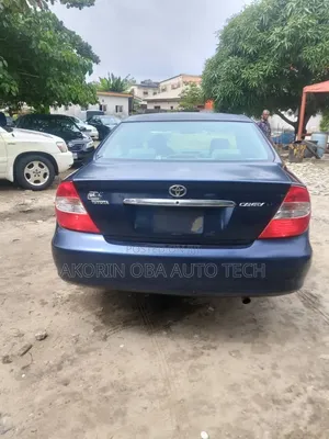 Toyota Camry 2005 Blue