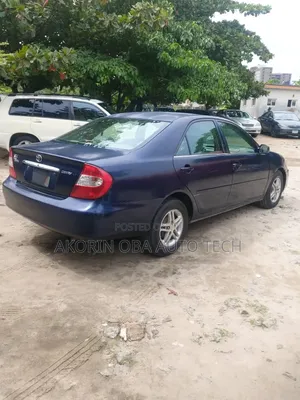Toyota Camry 2005 Blue