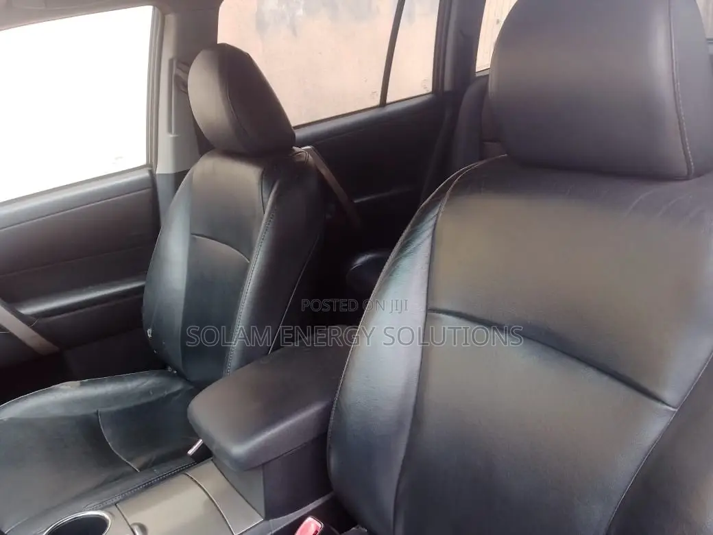 Toyota Highlander 2012 Blue