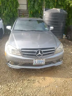 Mercedes-Benz C300 2009 Gray