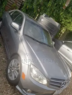 Mercedes-Benz C300 2009 Gray