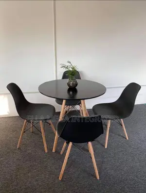 Dinning/ Restaurant Set With 4 Armless Seaters.