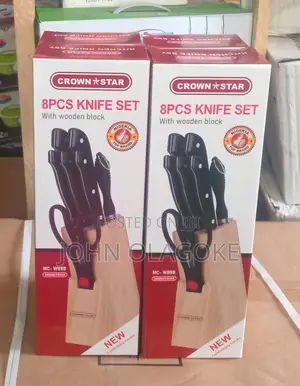 Crownstar Set of Knives With Scissors and Wooden Block