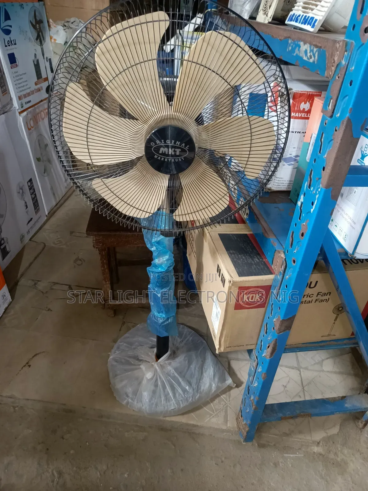 18 Inch DC Solar Fan MKT