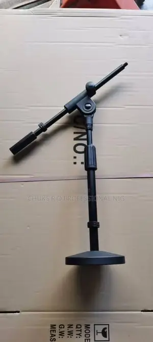 Desktop/Tabletop Microphone Stand With Boom Arm