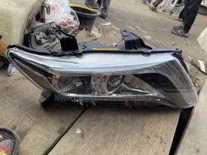 Headlight Toyota Venza 2014-15 Model