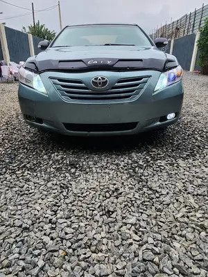 Toyota Camry LE 4dr Sedan (2.4L 4cyl 5A) 2009 Gray