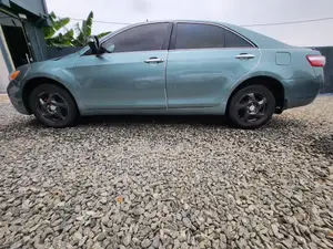 Toyota Camry LE 4dr Sedan (2.4L 4cyl 5A) 2009 Gray