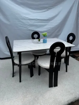 Beautiful 4 Seaters Luxury Marble Dinning