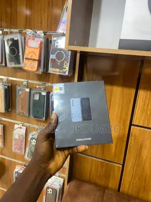 New Samsung Galaxy Z Fold 5 512 GB Black