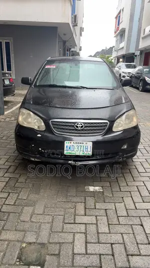 Toyota Corolla LE 2005 Black