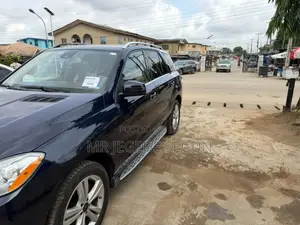 Mercedes-Benz M Class 2014 Blue