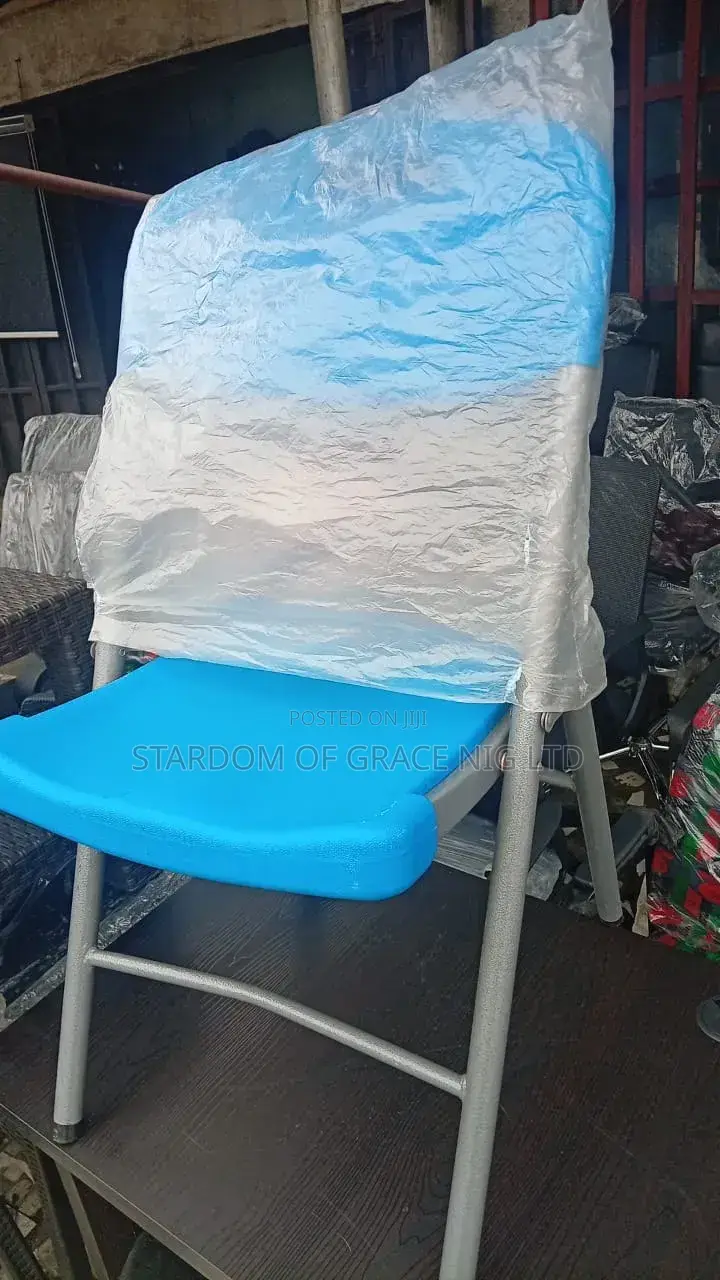 Foldable Plastic Chairs