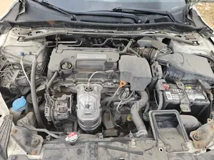 Honda Accord EX-L 4dr Sedan (2.4L 4cyl CVT) 2014 White