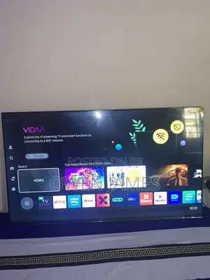 Hisense TV (55 Inches)
