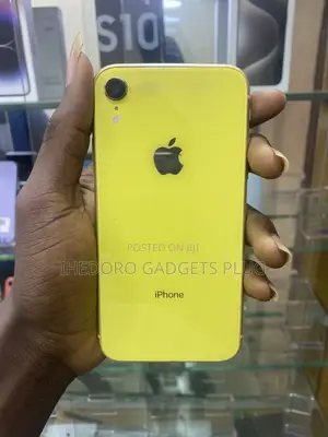 Apple iPhone XR 64 GB Yellow