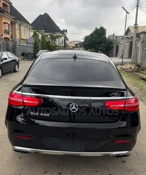 Mercedes-Benz GLE-Class 2016 Black