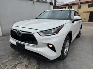 Toyota Highlander 2021 White