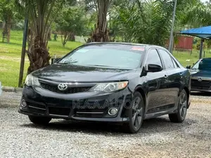 Toyota Camry SE 4dr Sedan (2.5L 4cyl 6A) 2013 Black