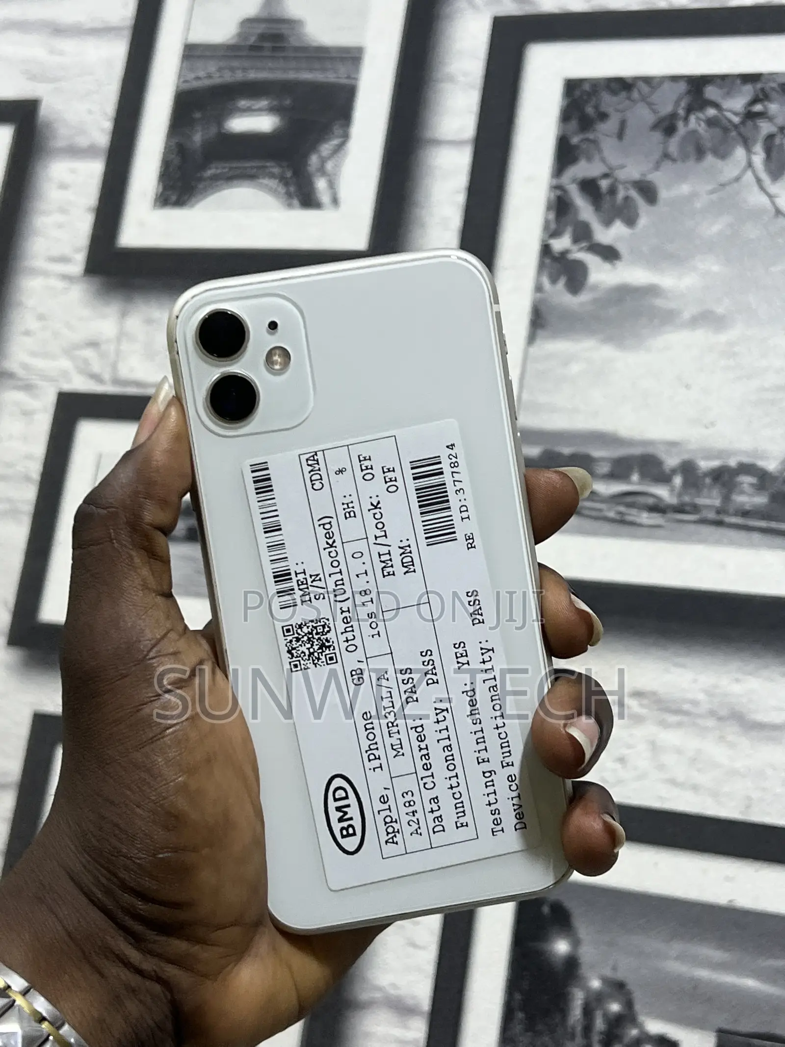 Apple iPhone 11 64 GB White
