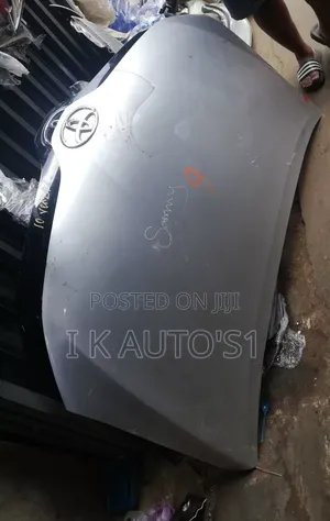 Bonnet Venza 2010 to 2015
