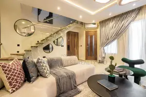 Furnished 2bdrm Apartment in Off Freedom Way, Lekki Phase 1 for sale
