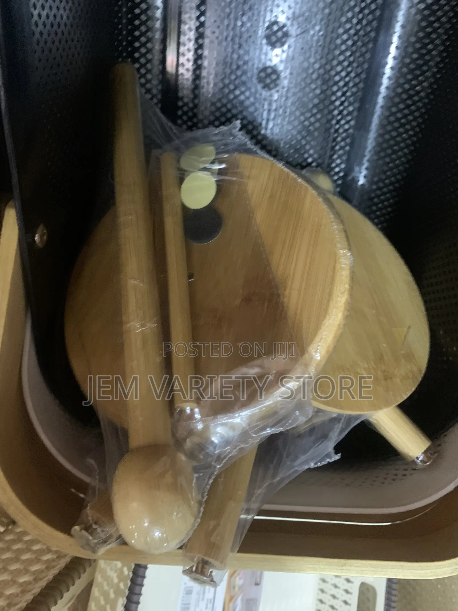 1pc Wooden Standing Paper Towel Holder