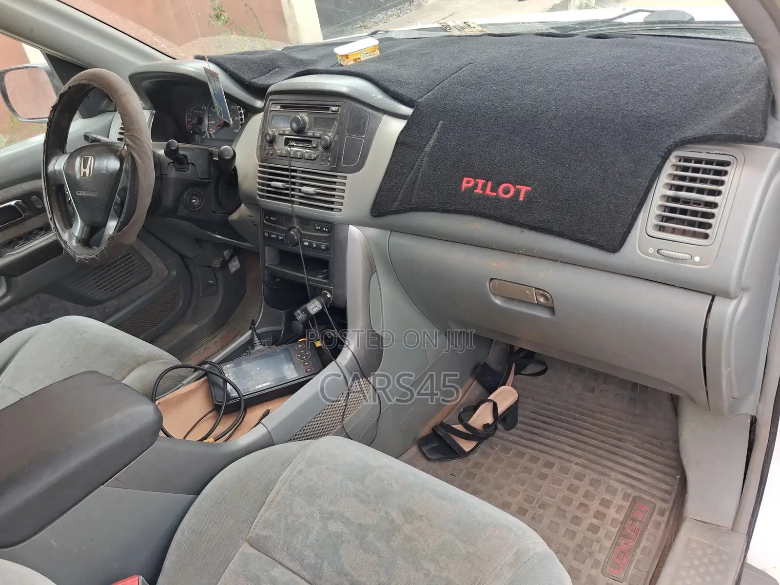 Honda Pilot 2003 White