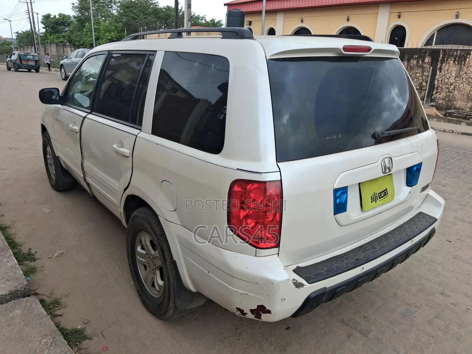 Honda Pilot 2003 White