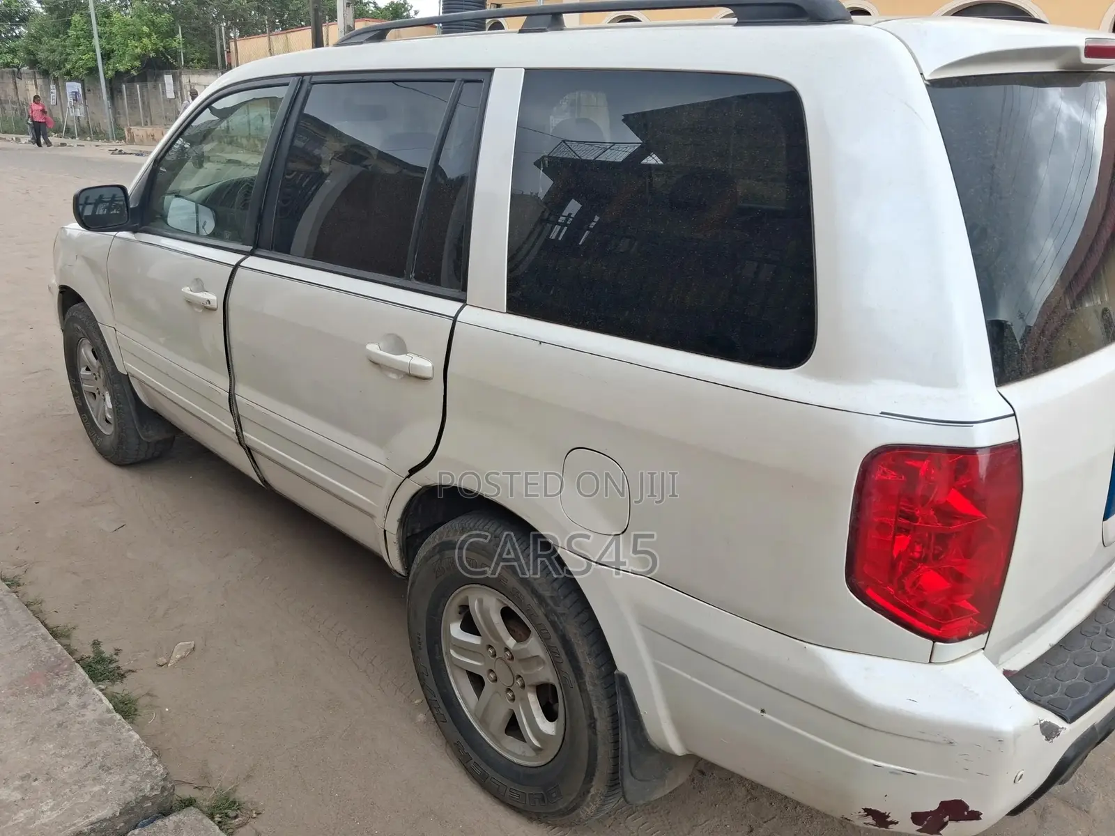 Honda Pilot 2003 White