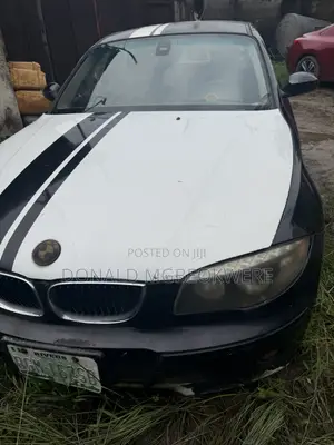 BMW M1 2007 Black