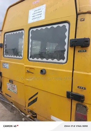 Volkswagen LT 2001 Yellow