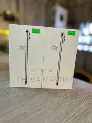 New Apple iPhone Air 256 GB Blue