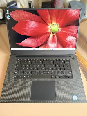Laptop Dell XPS 15 7590 16GB Intel Core i7 SSD 512GB