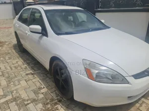 Honda Accord 2005 White