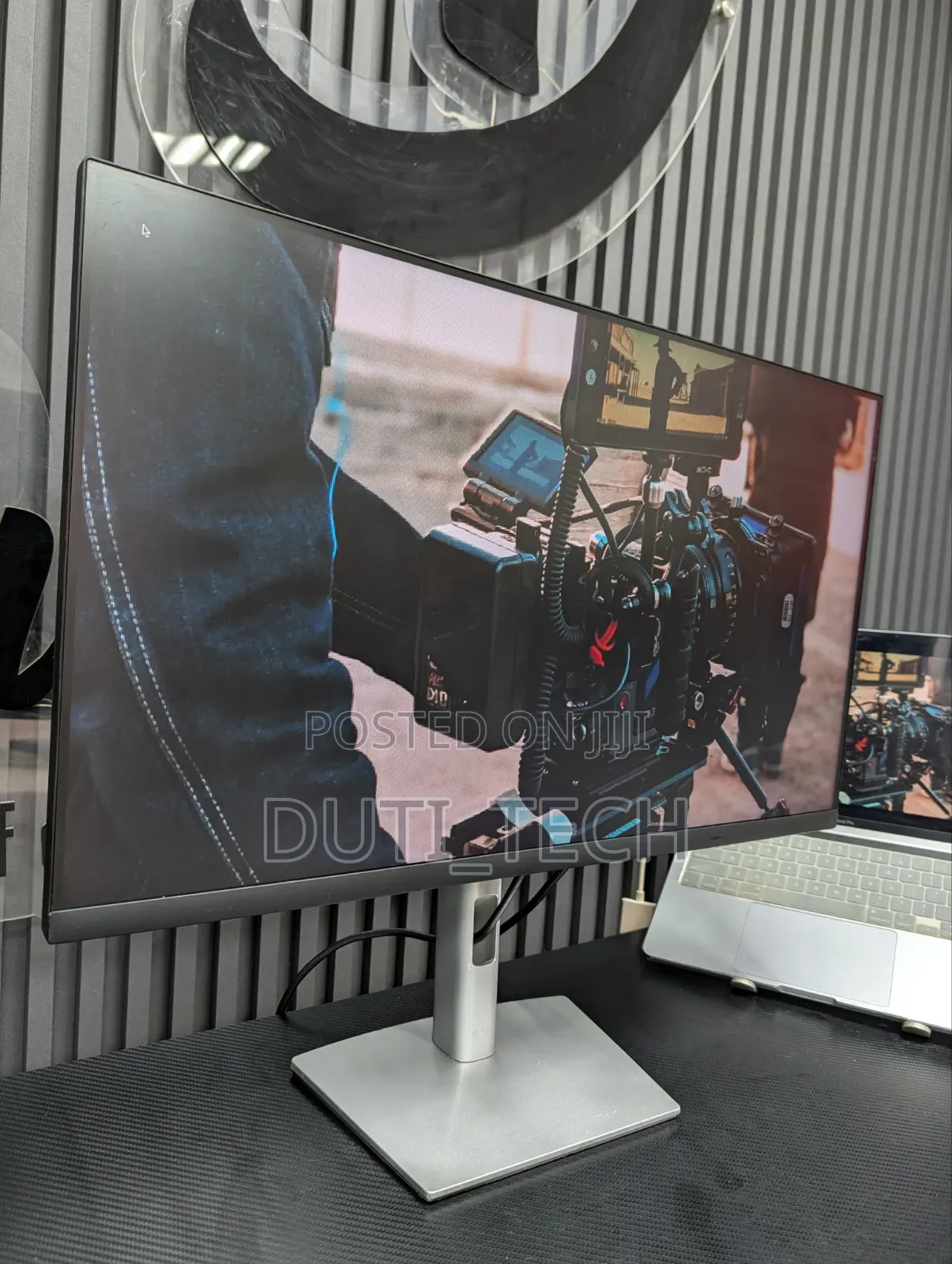 Dell P2722H 27" IPS Full HD Monitor — Sharp Display