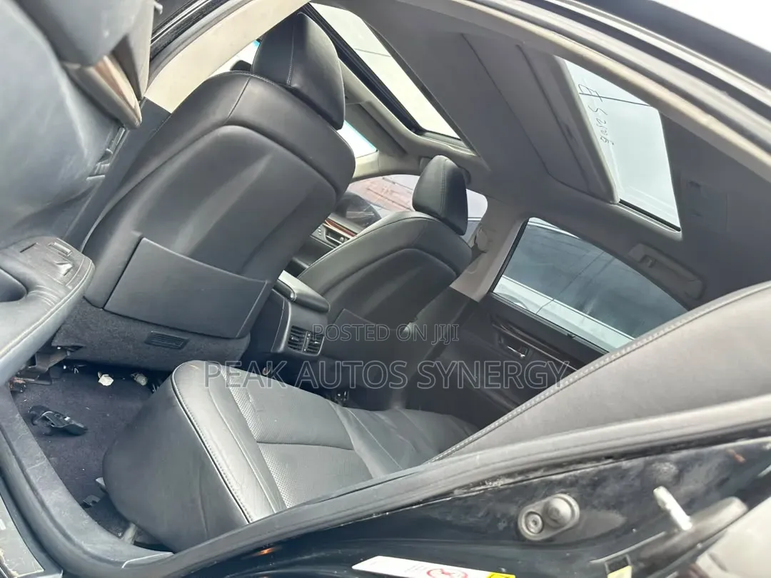 Lexus ES 2015 Black