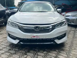 Honda Accord Sport 4dr Sedan FWD (2.4L 4cyl 2A) 2016 White