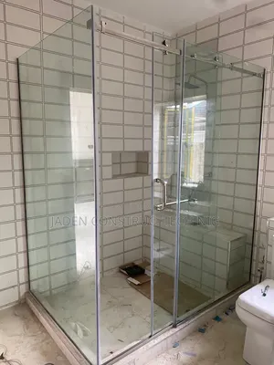 Elegant Corner Glass Showerh